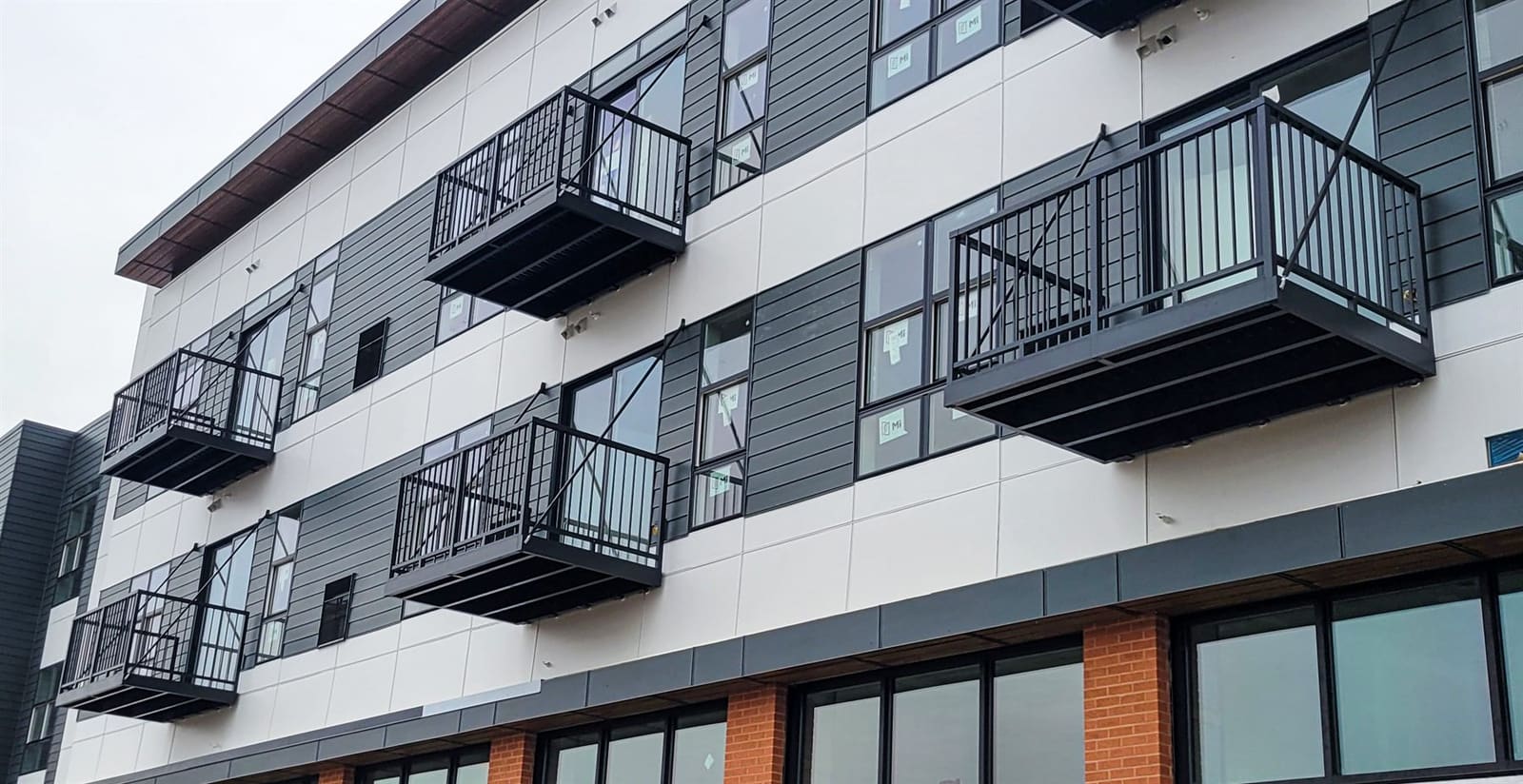 Aluminum Railing material example